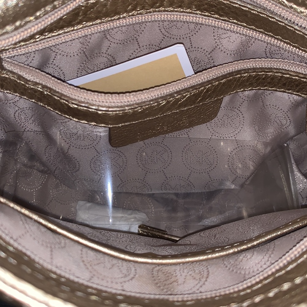 Gold Michael Kors hobo *FREE SHIPPING! - Picture 3 of 4
